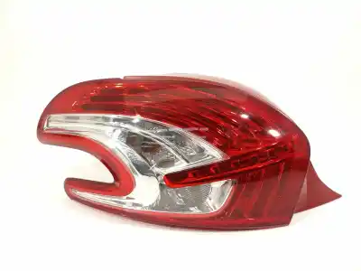 Peça sobressalente para automóvel em segunda mão farolim traseiro esquerdo por peugeot 208 style referências oem iam 9672628280