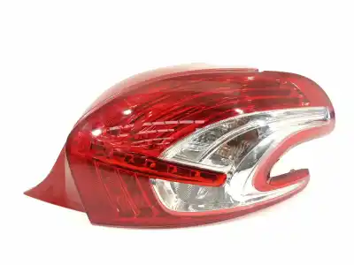 Peça sobressalente para automóvel em segunda mão farolim traseiro direito por peugeot 208 style referências oem iam 9672628380