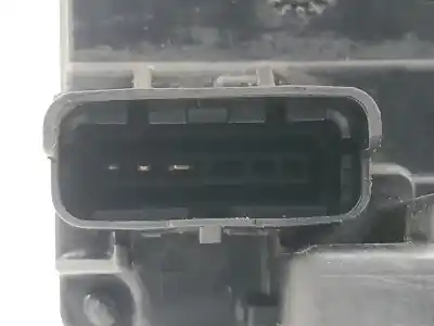 Second-hand car spare part front right door lock for nissan note (e11e) naru edition oem iam references 805019u100  