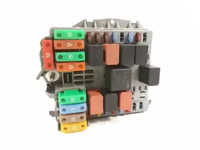 Gebrauchtes Autoersatzteil RELAIS SICHERUNGSKASTEN Multifunktionsrelais zum FIAT LINEA (110)  OEM-IAM-Referenzen 51815360  
