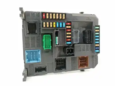 Tweedehands auto-onderdeel relais/zekeringenkastje voor peugeot 2008 (--.2013->) active oem iam-referenties 9819850080