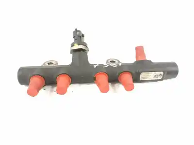Автозапчастина б/у рампа инжектора для RENAULT KANGOO Furgón Professional Посилання на OEM IAM 8201157327 0281006241 151251711
