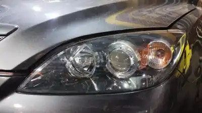 Peça sobressalente para automóvel em segunda mão FAROL / FAROLIM ESQUERDO por MAZDA 3 BERLINA (BK) 1.6 CRDT Active Referências OEM IAM BP4K510L0E  