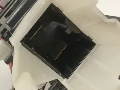 Second-hand car spare part fuse box unit for seat leon (5f1) fr oem iam references 5q0937615c  