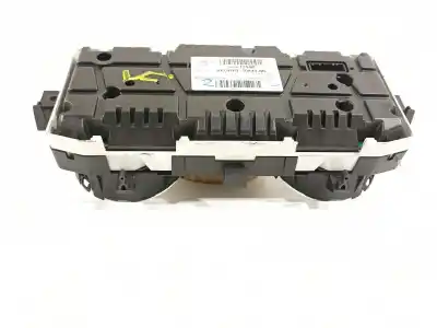 Peça sobressalente para automóvel em segunda mão quadrante por renault captur limited referências oem iam 248101394r  
