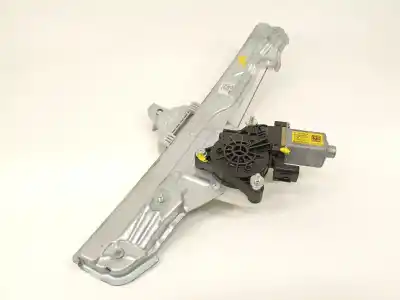 Pezzo di ricambio per auto di seconda mano Alzacristalli Anteriore Destro per HYUNDAI KONA Klass Hybrid 2WD Riferimenti OEM IAM 82402J9000  82460J9000