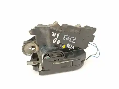 Peça sobressalente para automóvel em segunda mão fechadura da porta dianteira direita por mercedes-benz vito (w639) basic, combi 109 cdi compacto (639.601) referências oem iam a6397201735