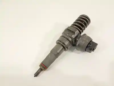 Pezzo di ricambio per auto di seconda mano INIETTORE per SEAT IBIZA SC (6J1)  Riferimenti OEM IAM 038130073BP  0414720314
