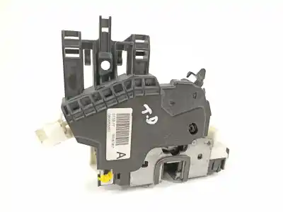 Автозапчасти б/у замок задней правой двери за mercedes-benz clase a (w176) a 45 amg 4-matic edition 1 (176.052) ссылки oem iam a2047302835  a2040085999