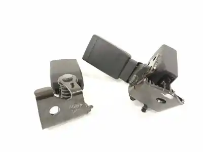 Автозапчасти б/у крюк для ремня задний центральный за mercedes-benz clase a (w176) a 45 amg 4-matic edition 1 (176.052) ссылки oem iam a1768600169  a1768600269