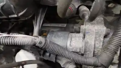 Pezzo di ricambio per auto di seconda mano  per FORD FIESTA (CCN)  Riferimenti OEM IAM 8V2111000BE  