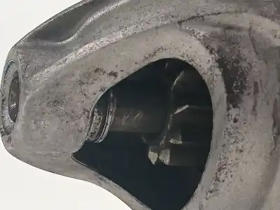 Автозапчастина б/у двигун запускається для ford fusion (cbk) ambiente посилання на oem iam 8v2111000be  