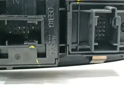 Second-hand car spare part left front power window switch for lancia ypsilon (402) gold oem iam references 735531345  08514b694