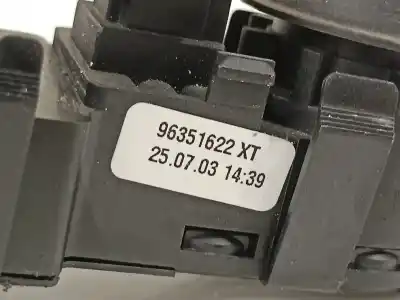 Peça sobressalente para automóvel em segunda mão botão / interruptor elevador vidro dianteiro esquerdo por peugeot 307 (s1) xr referências oem iam 96351622xt  