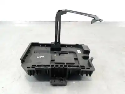 Second-hand car spare part medium for kia stonic (ybcuv) platinum edition oem iam references 37150-h8800