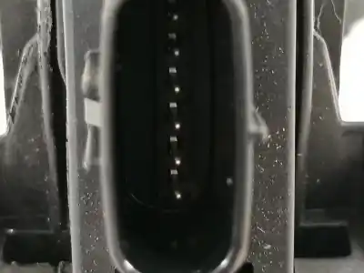 Second-hand car spare part potentiometer for kia stonic (ybcuv) platinum edition oem iam references 32700h8300  32700xxxxx