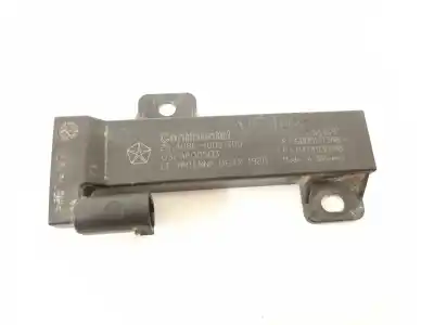 Pezzo di ricambio per auto di seconda mano ANTENNA per JEEP RENEGADE  Riferimenti OEM IAM 4749301AB 2840864000300 68051315AB