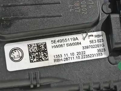 Автозапчастина б/у двигатель передніх склоочисників для skoda octavia combi (5e5) ambition посилання на oem iam 5e4955119a  