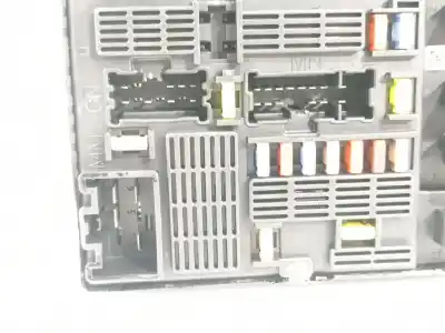 İkinci el araba yedek parçası röle/sigorta kutusu için renault scenic iii dynamique oem iam referansları 284b62342r  