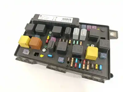 Second-hand car spare part FUSE BOX UNIT for OPEL ASTRA H BERLINA  OEM IAM references 13250231 5DK009464 
