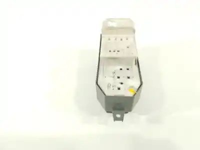 Second-hand car spare part left front power window switch for toyota yaris (ksp9/scp9/nlp9) básico oem iam references 848200d100  