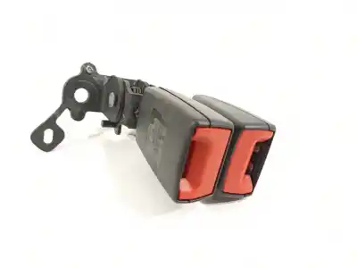 Pezzo di ricambio per auto di seconda mano Gancio Cinghia Posteriore Centrale per VOLKSWAGEN GOLF VII LIM. GTE Riferimenti OEM IAM 8V0857739A  