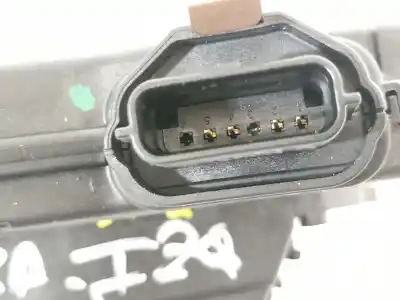 Peça sobressalente para automóvel em segunda mão fechadura da porta traseira esquerda por renault captur limited referências oem iam 805034742r  