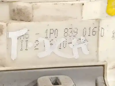 Peça sobressalente para automóvel em segunda mão fechadura da porta traseira direita por seat leon (1p1) reference referências oem iam 1p0839016d  