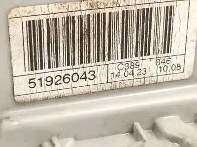 Peça sobressalente para automóvel em segunda mão fechadura da porta dianteira direita por lancia ypsilon (402) gold referências oem iam 51926043 51926044 