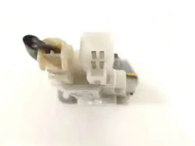 Pezzo di ricambio per auto di seconda mano baule / serratura del cancello per suzuki swift berlina (mz) gl riferimenti oem iam 8251063j00000  