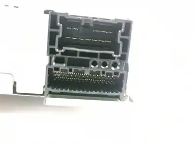 Pezzo di ricambio per auto di seconda mano impianto audio / radio cd per renault captur limited riferimenti oem iam 281151559r  