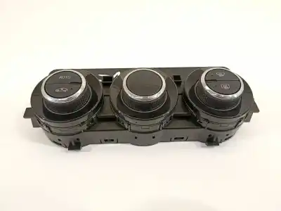 Pezzo di ricambio per auto di seconda mano controllo riscaldamento / aria condizionata per opel corsa d color edition riferimenti oem iam 13468064  