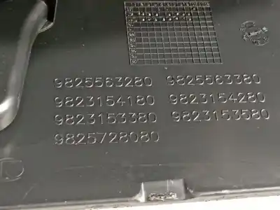 Автозапчастина б/у центральний подлокник для peugeot 208 2020 посилання на oem iam 9825563280 98257277zd 98233772zd