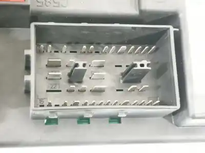 Автозапчасти б/у блок реле/предохранителей за land rover range rover evoque (l538) 2.0 d ссылки oem iam gj3214f041ab  