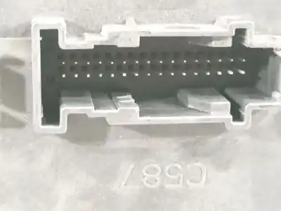 Автозапчасти б/у блок реле/предохранителей за land rover range rover evoque (l538) 2.0 d ссылки oem iam gj3214f041ab  