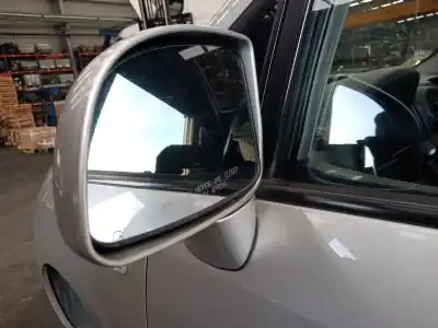 Автозапчастина б/у ліве дзеркало для kia carens (un) concept посилання на oem iam   