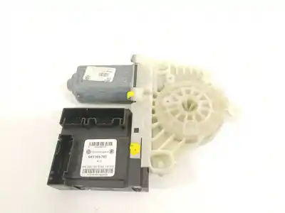 Pezzo di ricambio per auto di seconda mano Motore Alzacristalli Anteriore Sinistro per VOLKSWAGEN GOLF VI (5K1) 1.6 TDI Riferimenti OEM IAM 5K0959793 5K0959701D 