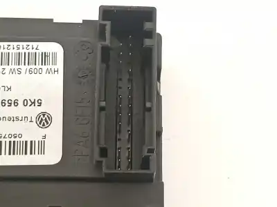Pezzo di ricambio per auto di seconda mano motore alzacristalli anteriore sinistro per volkswagen golf vi (5k1) 1.6 tdi riferimenti oem iam 5k0959793 5k0959701d 