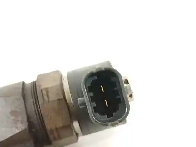 Second-hand car spare part injector for opel insignia a (g09) 2.0 cdti 4x4 (68) oem iam references 0445110327  