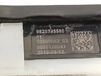 Автозапчастина б/у зовнішня ручка ворот для peugeot 208 2020 посилання на oem iam 9820395580  