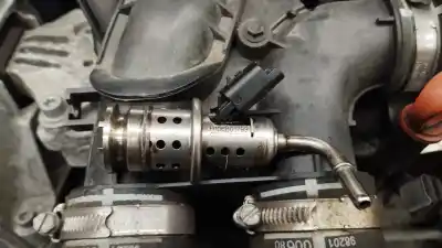 Tweedehands auto-onderdeel Injector voor PEUGEOT 308 SW Active OEM IAM-referenties 9802763880  