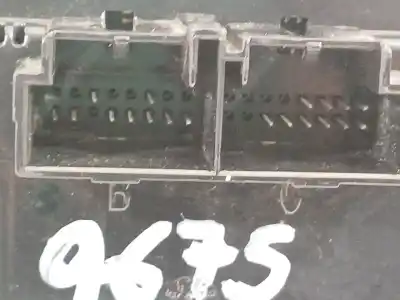 Peça sobressalente para automóvel em segunda mão comando de sofagem (chauffage / ar condicionado) por skoda octavia combi (5e5) 2.0 tdi referências oem iam 5e0907044ab  