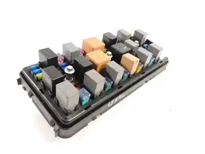 Second-hand car spare part fuse box unit for chevrolet captiva 2.0 vcdi lt oem iam references 06372  