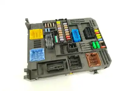 Second-hand car spare part Fuse Box Unit for PEUGEOT 308 Style Blue-HDI FAP OEM IAM references 9819851480  