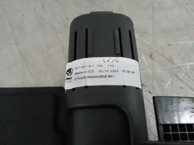 Автозапчастина б/у задній лоток для skoda octavia combi (5e5) ambition посилання на oem iam 5e7867871  