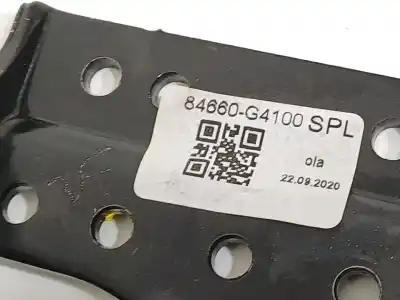 Автозапчастина б/у центральний подлокник для hyundai i30 (pd) essence посилання на oem iam 84660g4100spl 84660g4100 