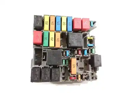 Second-hand car spare part fuse box unit for opel combo furgoneta/monovolumen (x12) 1.3 cdti (b05) oem iam references 52028777