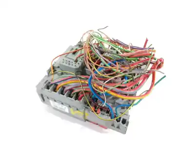 Second-hand car spare part fuse box unit for opel combo furgoneta/monovolumen (x12) 1.3 cdti (b05) oem iam references 52028777  