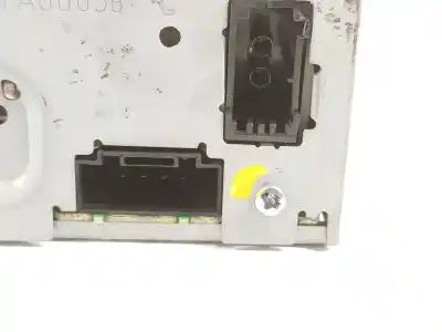 Second-hand car spare part audio system / radio cd for audi a6 berlina (4f2) 2.7 tdi oem iam references 4e0910110c  