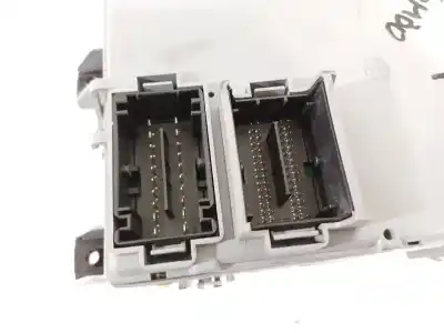 Second-hand car spare part fuse box unit for opel combo furgoneta/monovolumen (x12) 1.3 cdti (b05) oem iam references 00520158930 28468797 
